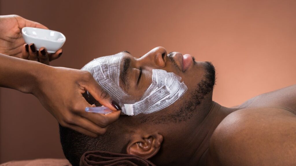 9 Expert Tips For Getting The Most Out Of Your Men’s Facial Kit